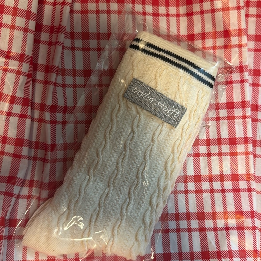 BRAND NEW IN BAG | Taylor Swift | Folklore Cardigan Socks